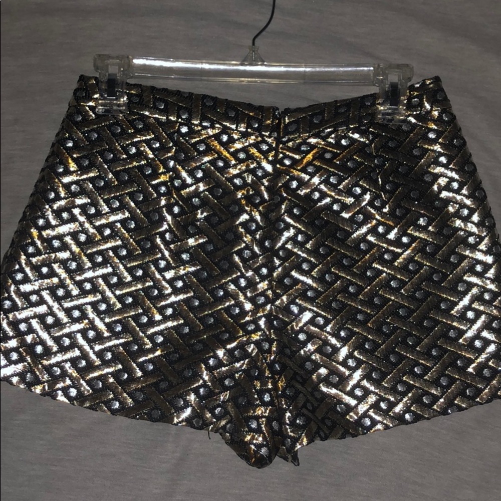 Metallic Short - Picture 2 of 2